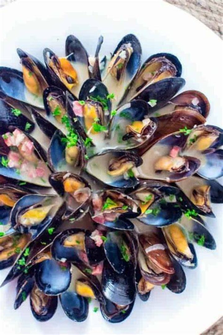 Are mussels good all year round