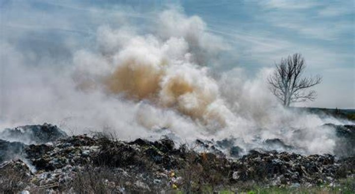 Is Burning lead toxic