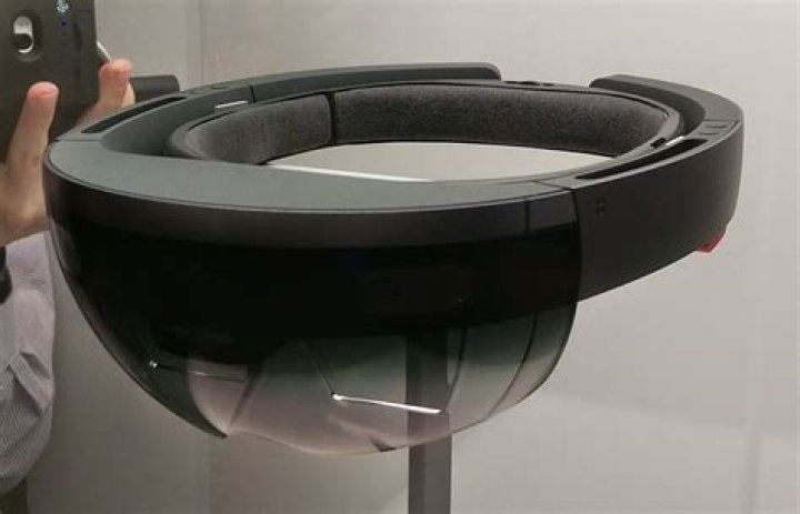 Is HoloLens a failure