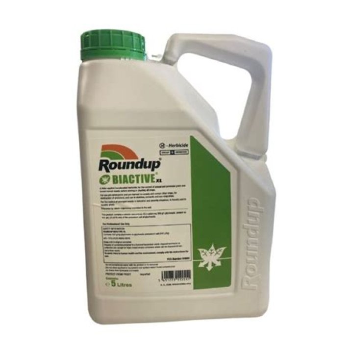 What is the proper mixture for Roundup
